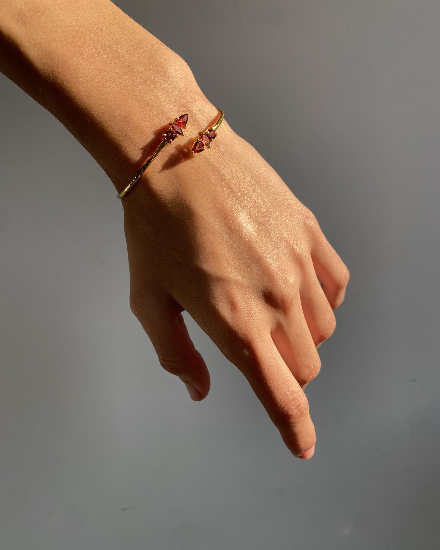 Arco bracelet bangle (red)