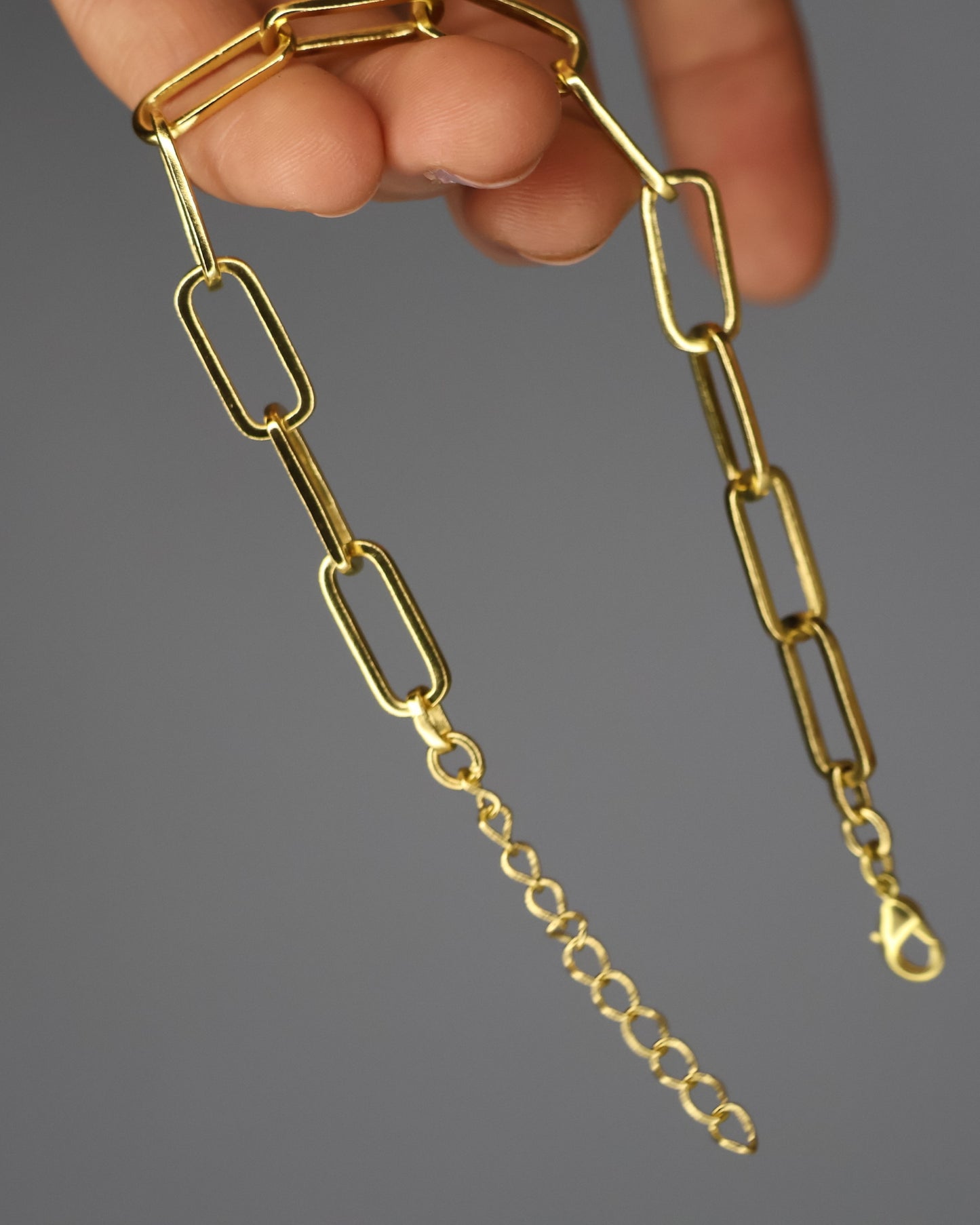 Gold chain bracelet